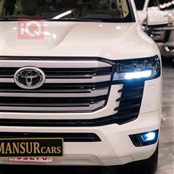 تۆیۆتا لاند کروزەر